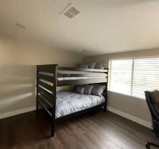 Glendale Escape Private Pool & Charming Patio * Phoenix