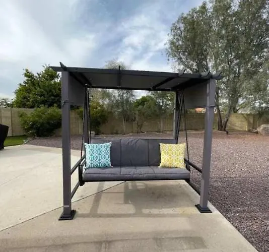 Glendale Escape Private Pool & Charming Patio Ferienhaus Phoenix